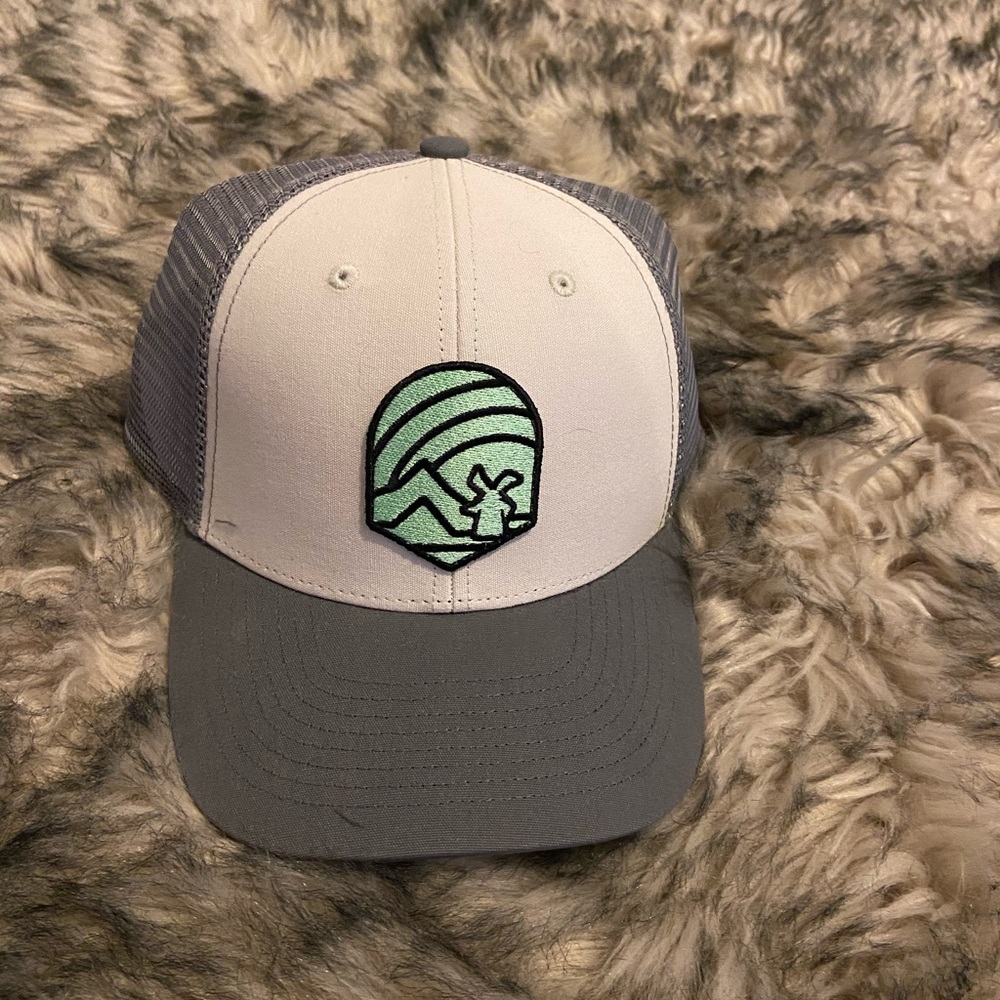 Dutch bros hat